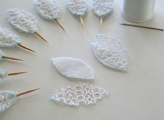 lace and felt flower tutorial