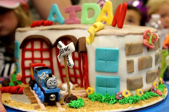 Thomas the Tank cake