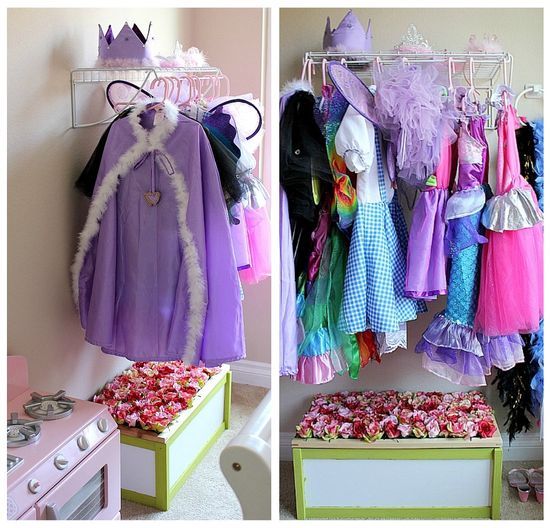 Dress up station