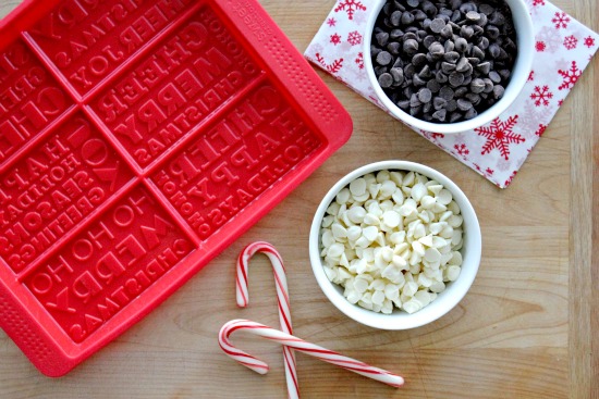 How to make stamped peppermint bark