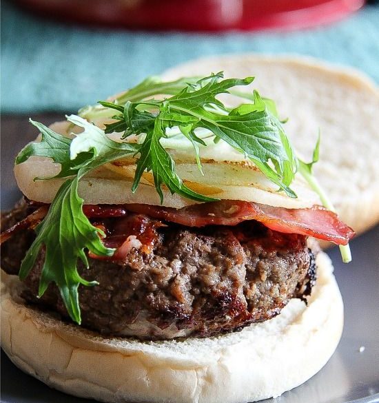 burgers stuffed with gorgonzola and bacon and topped with grilled pear