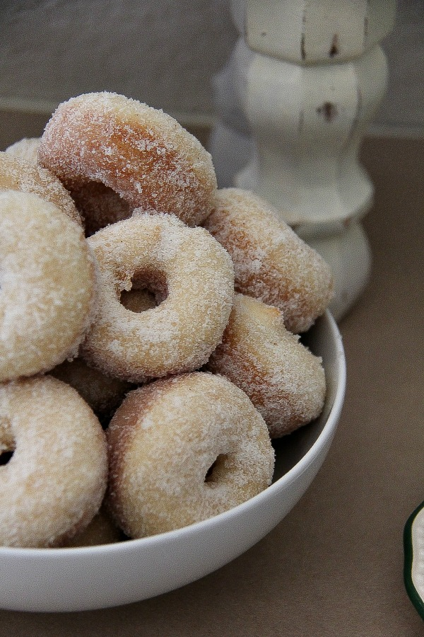 homemade mini cinnamon donuts