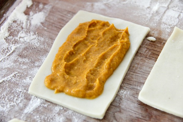 how to make homemade pumpkin pie pop tarts