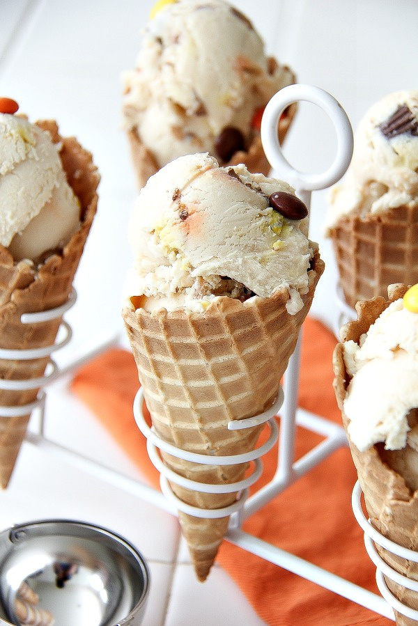 peanut butter ice cream with reeses pieces in waffle cones