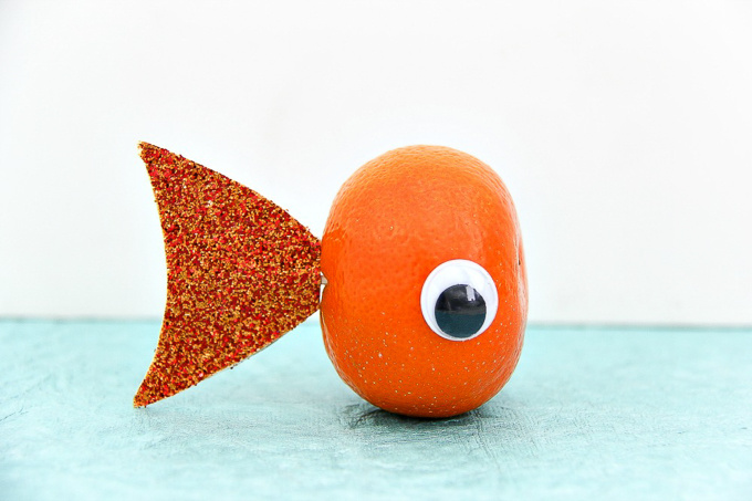 fish food craft using Halos mandarins