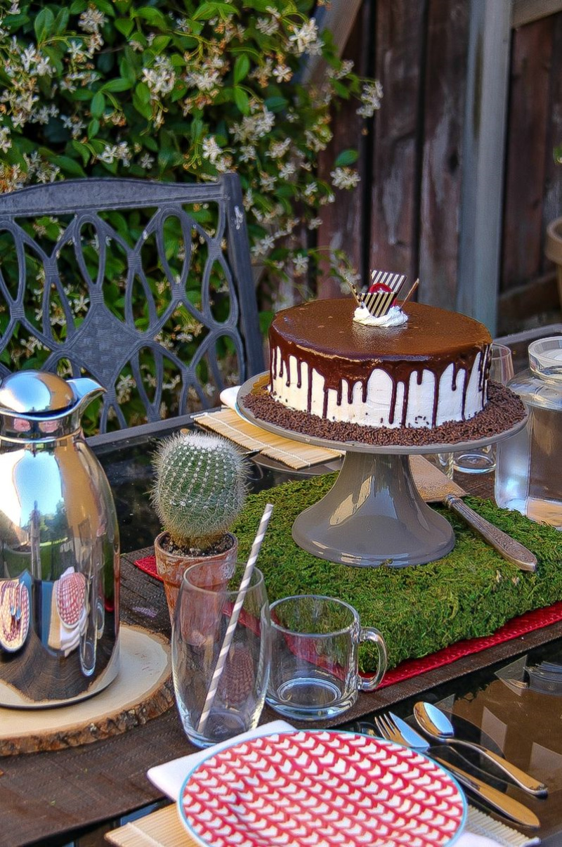 decadent coffee and dessert bar and al fresco dining tips for fathers day