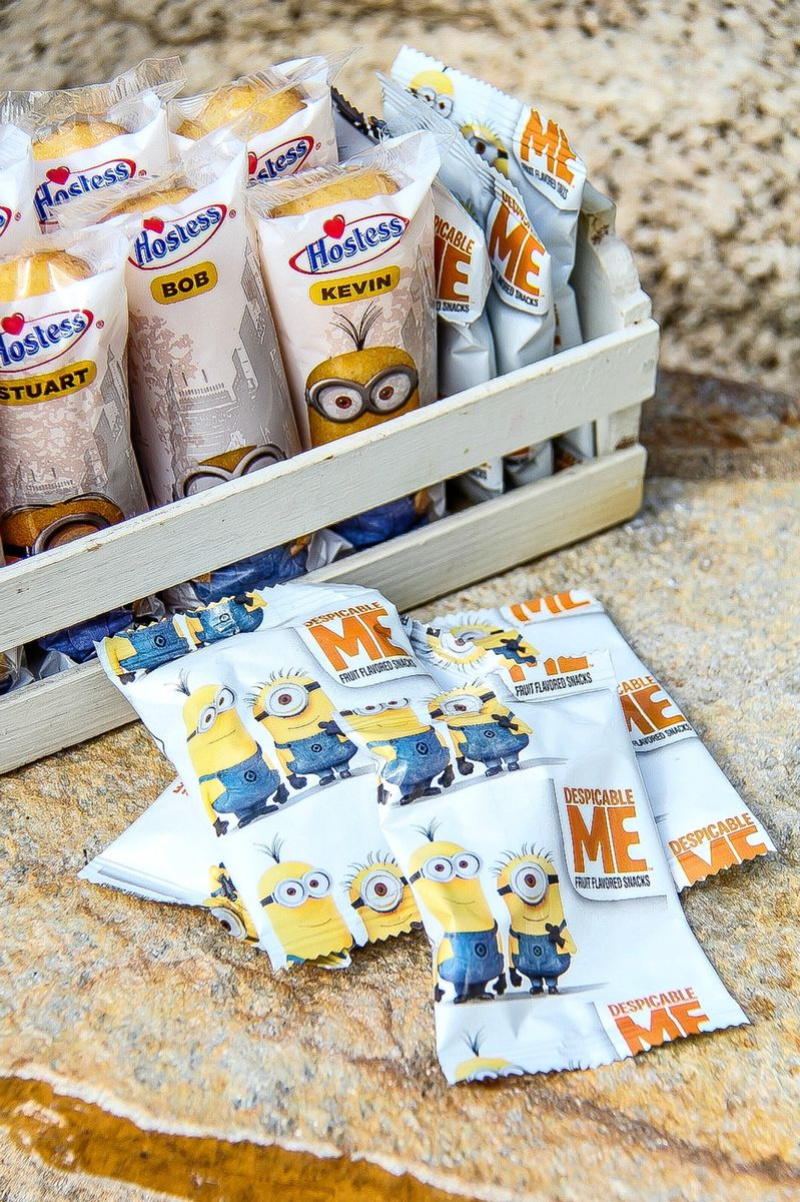 despicable me minion hostess twinkies and gummy candies