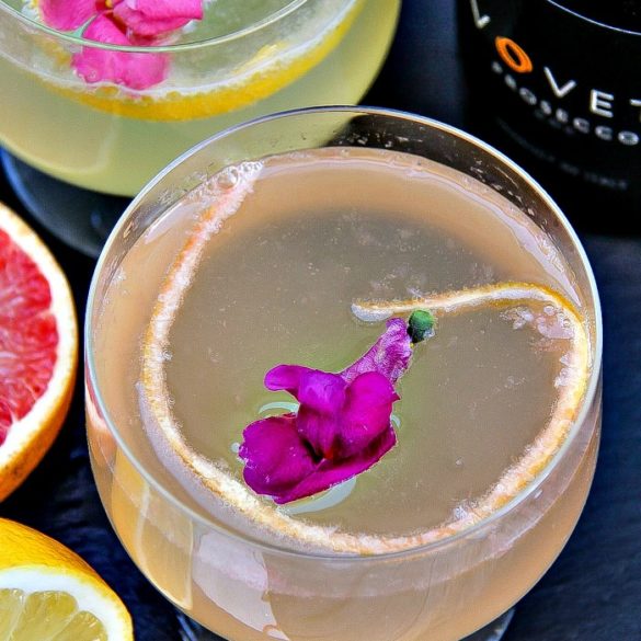 lemon and grapefruit prosecco cocktails