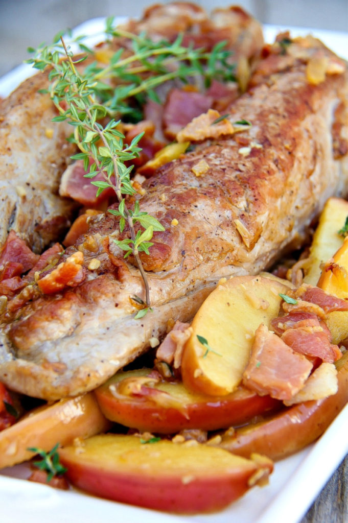 pork tenderloin with bacon and apples