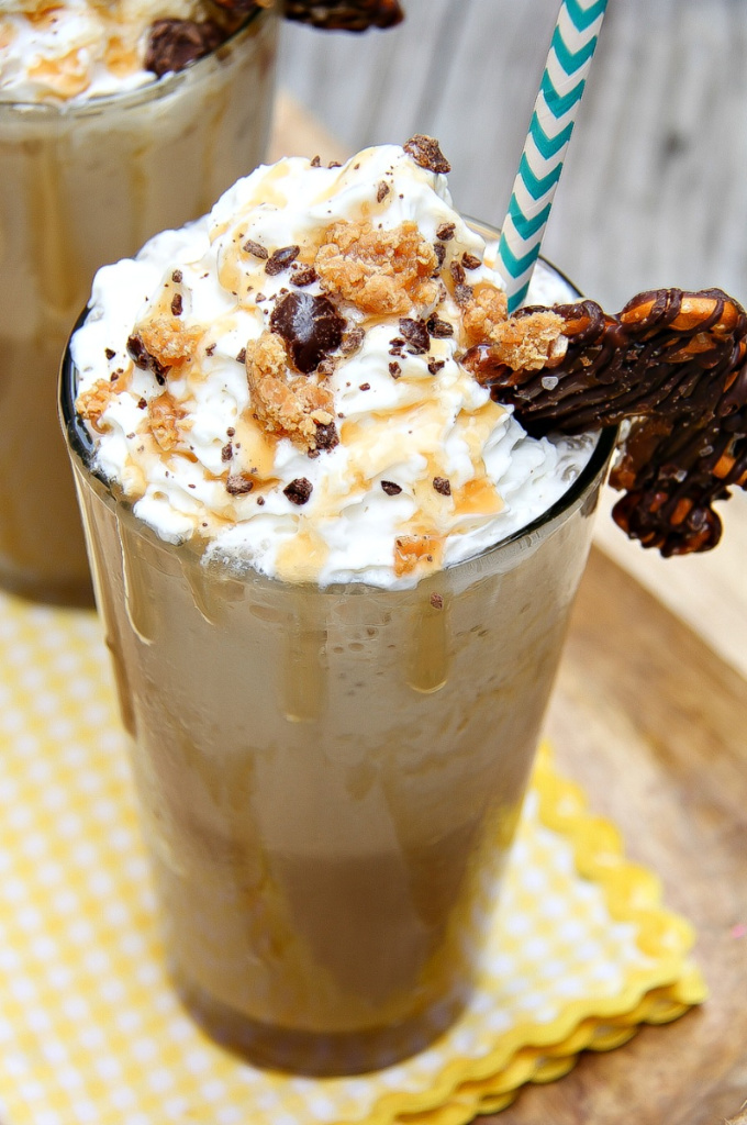 over the top iced caramel macchiato recipe with toppings