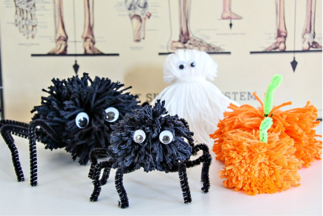 halloween pom poms