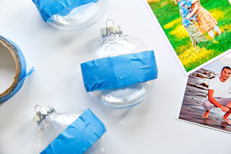 how to paint clear ornaments for Christmas