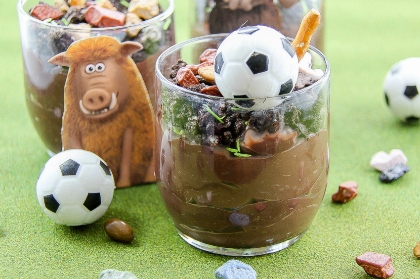 Early Man movie pudding cups for movie night with the kids