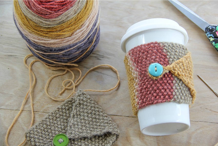 a fall knit coffee cozy