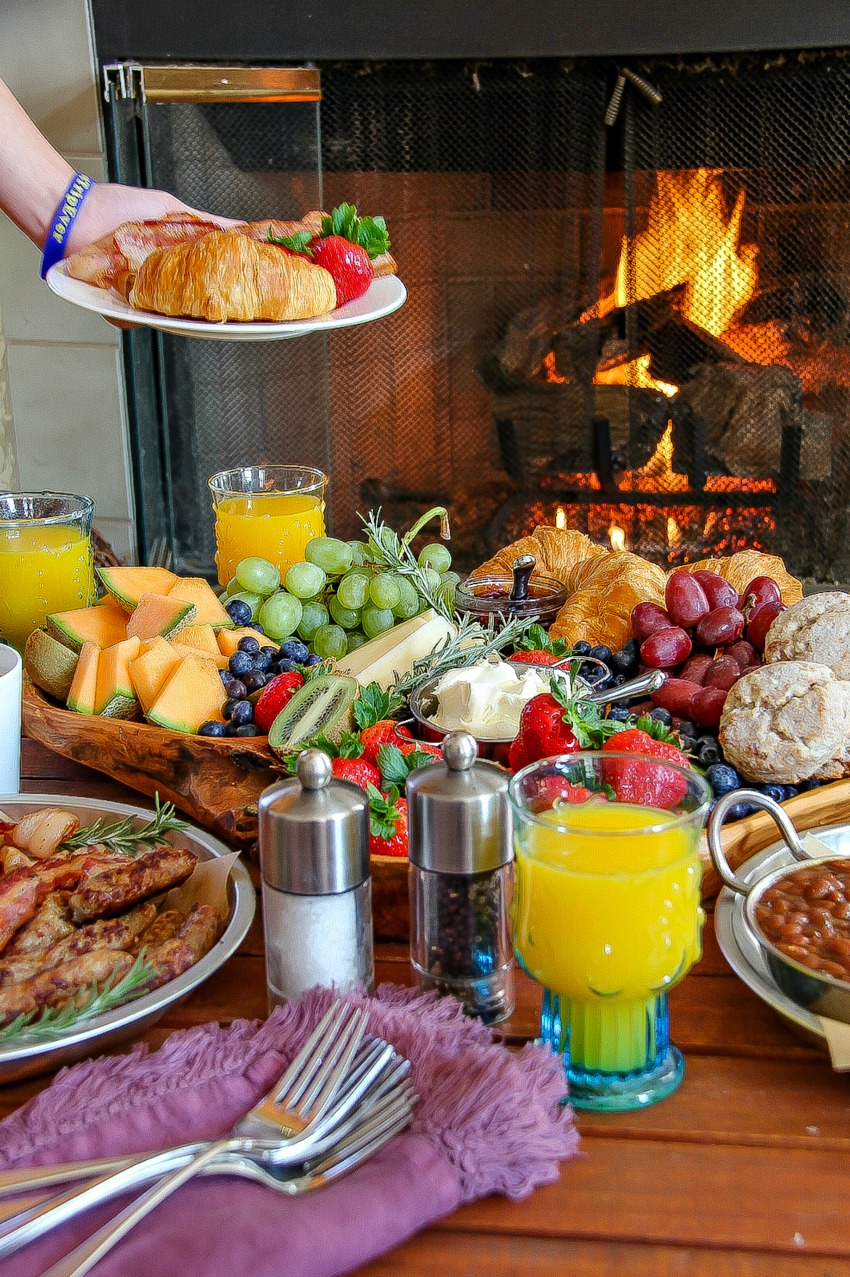 A brunch grazing platter for Christmas.