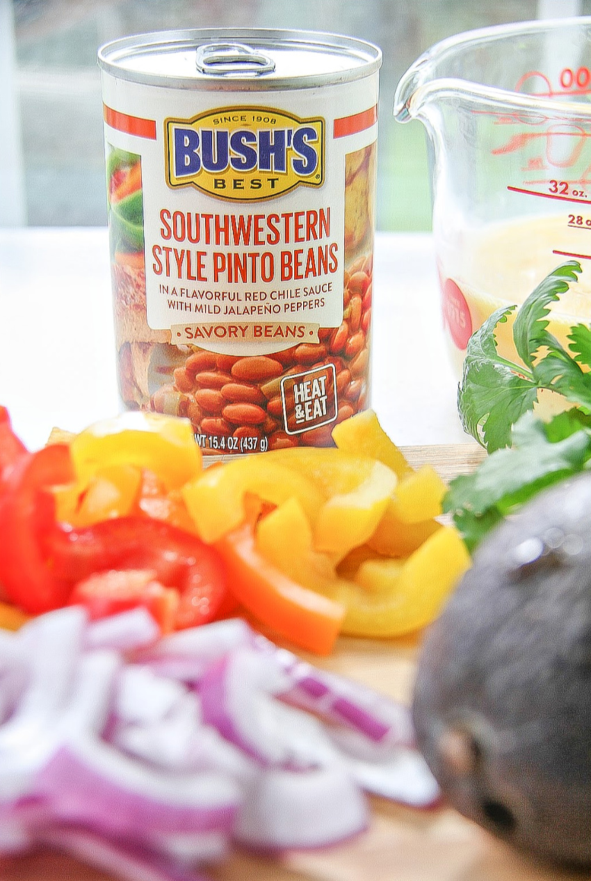 A can of Bush's Southwestern Style Pinto Beans.