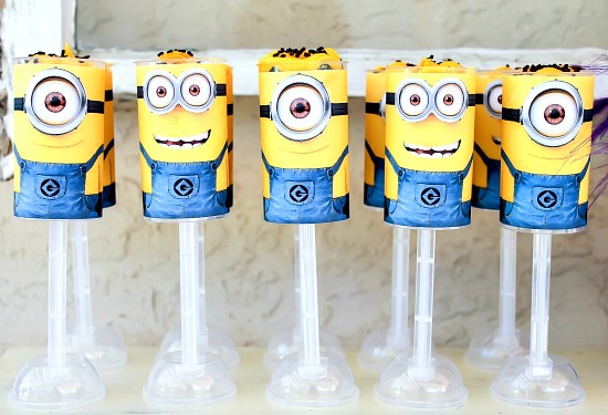 Despicable Me Minion push up cakes with free printable wrapper.