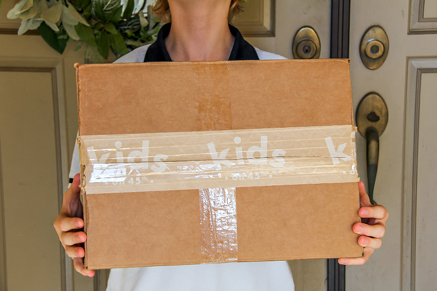 Order cheap kids clothes online and Kids on 45th will deliver a box to your door.