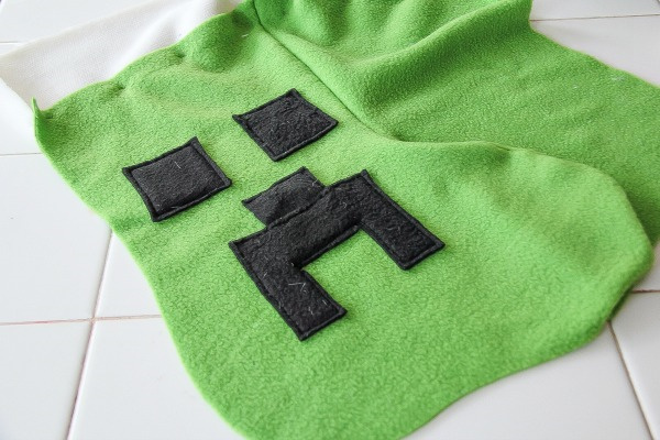 instructions for sewing a minecraft stocking