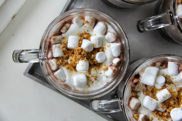 s'mores hot chocolate in clear glass mugs