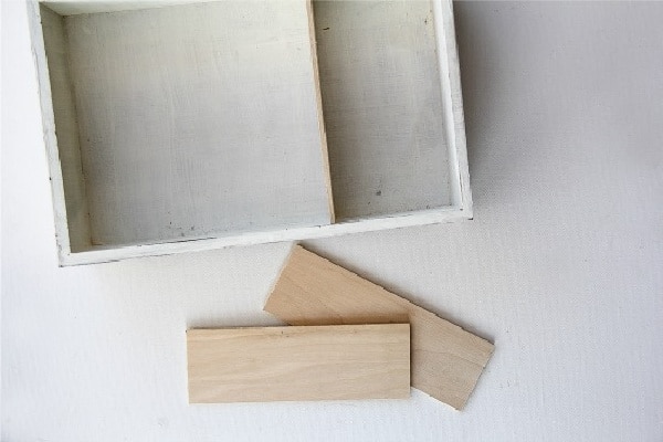 how to put wood dividers inside a small box