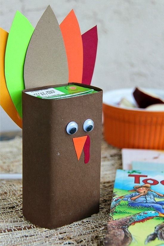 a juice box turkey craft for Thankgsiving