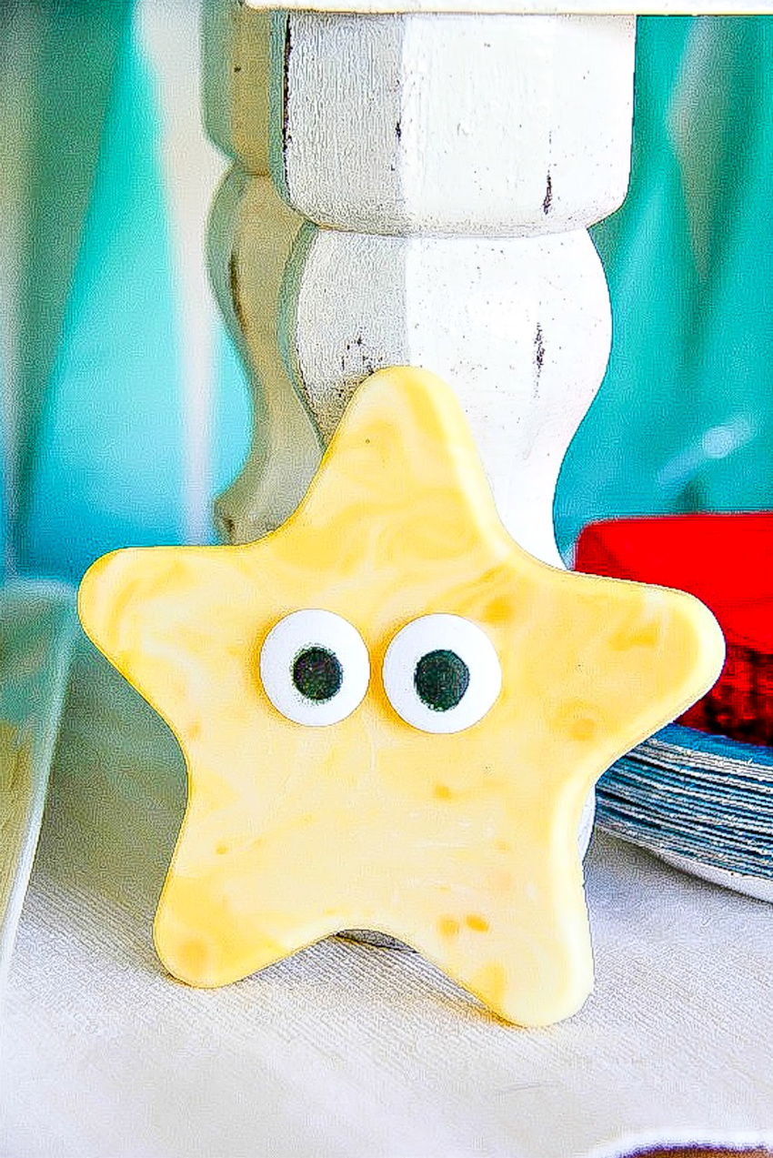 yellow white chocolate starfish for a little mermaid party