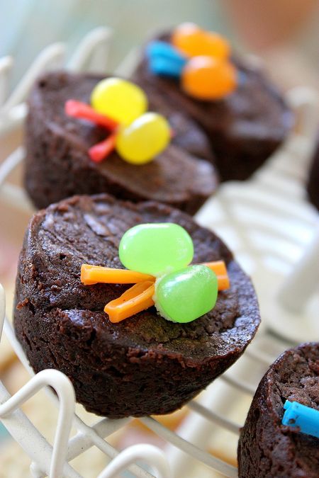 brownies with butterflies on top made out of jelly beans and twizzlers