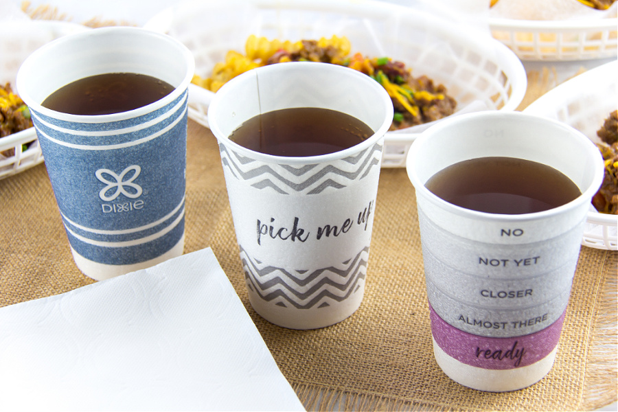 Dixie to-go cups with fun sayings on them.