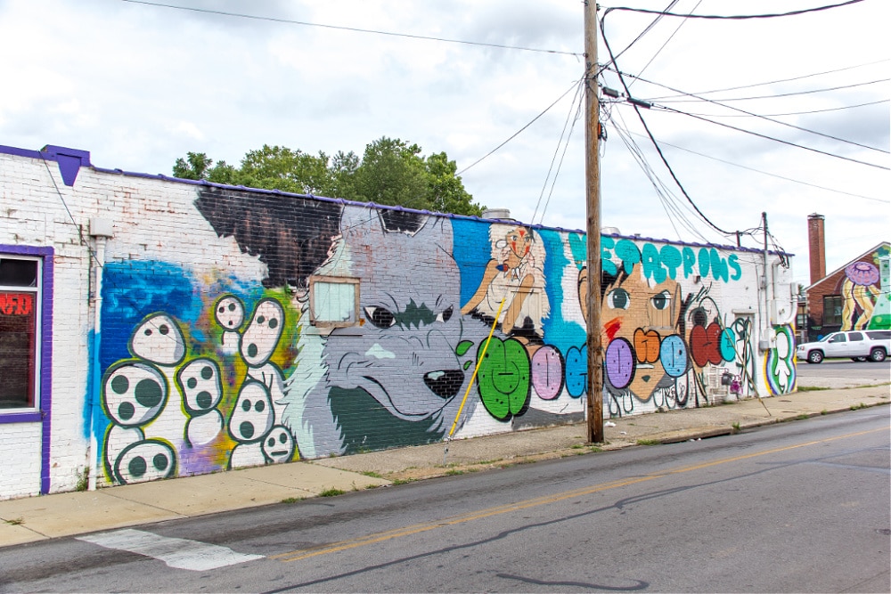 unknown wolf mural on the corner of north limestone and east sixth in lexington