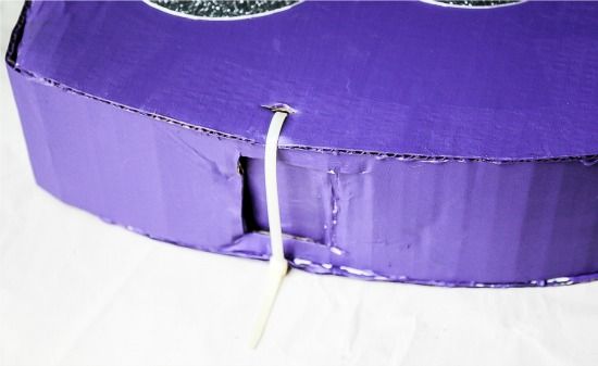 how to secure the opening of a pinata with a zip tie