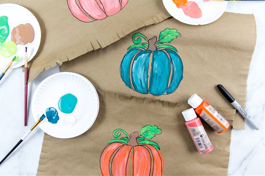 paper placemats for kids stenciled with a pumpkin