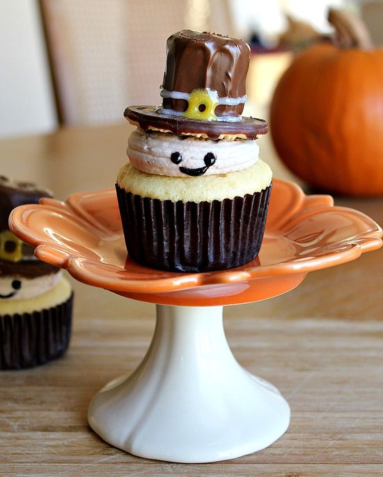 pilgrim cupcakes