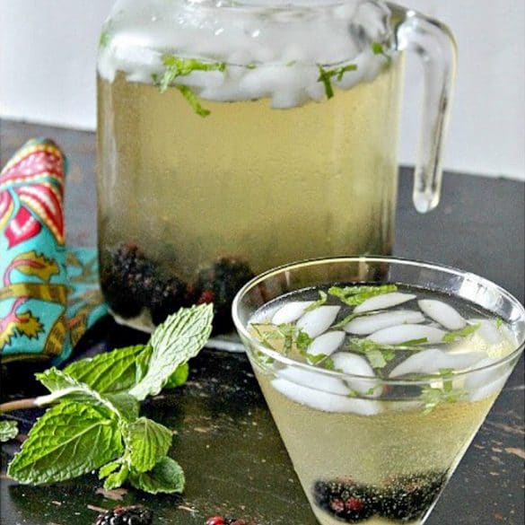 iced tea cocktail