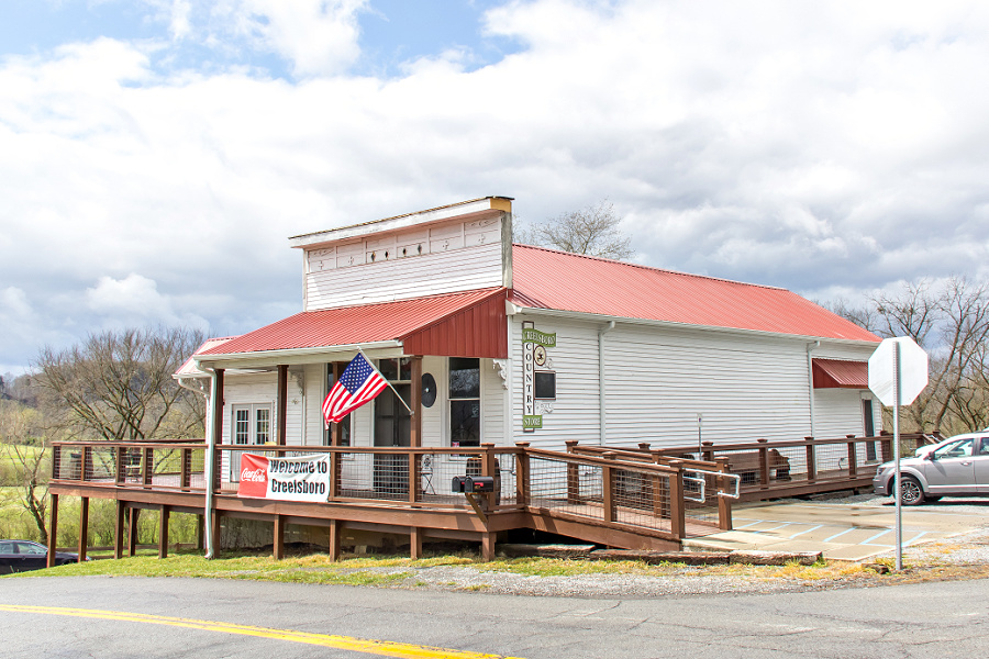 The Creelsboro Country Store in Kentucky.