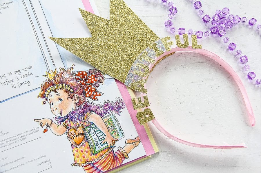 a homemade fancy nancy crown headband